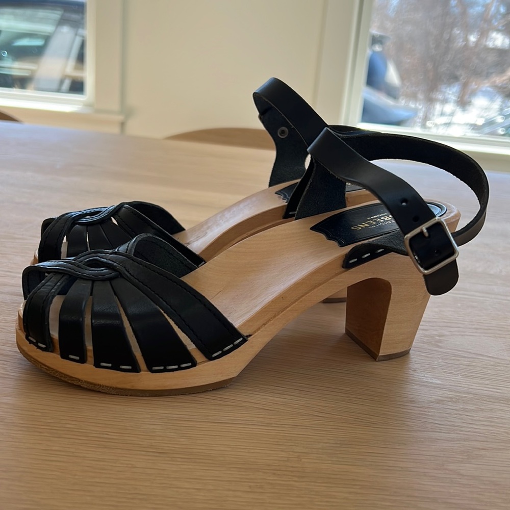 Swedish Hasbeens clog sandals